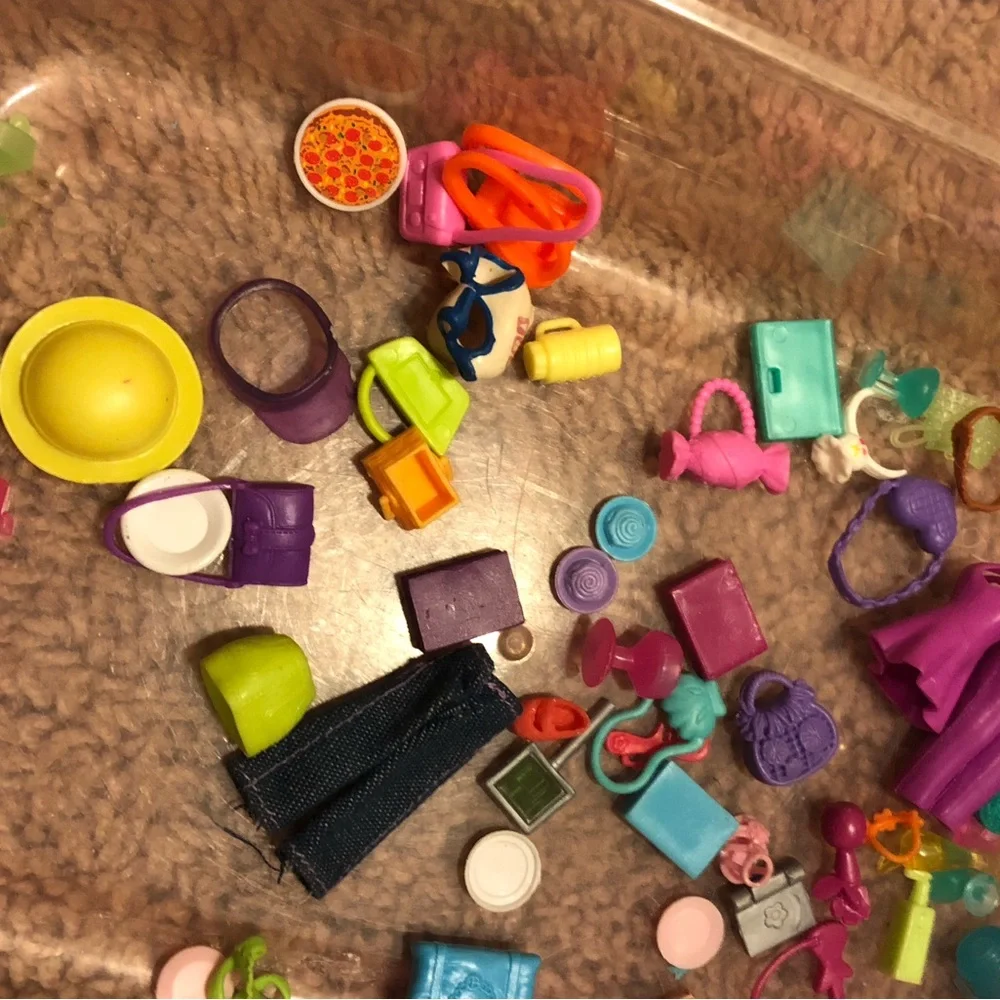 Random Polly Pocket Accessory Bundle - Picture 11 of 11